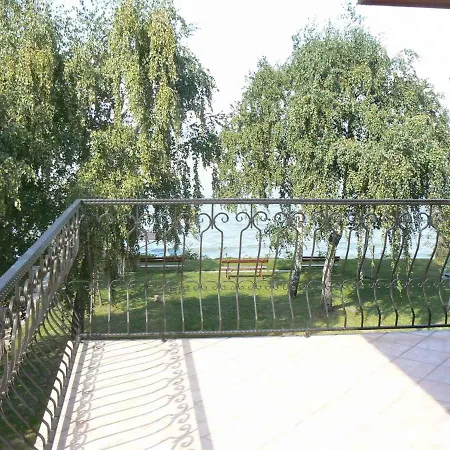 In 19101 Daire Balatonlelle